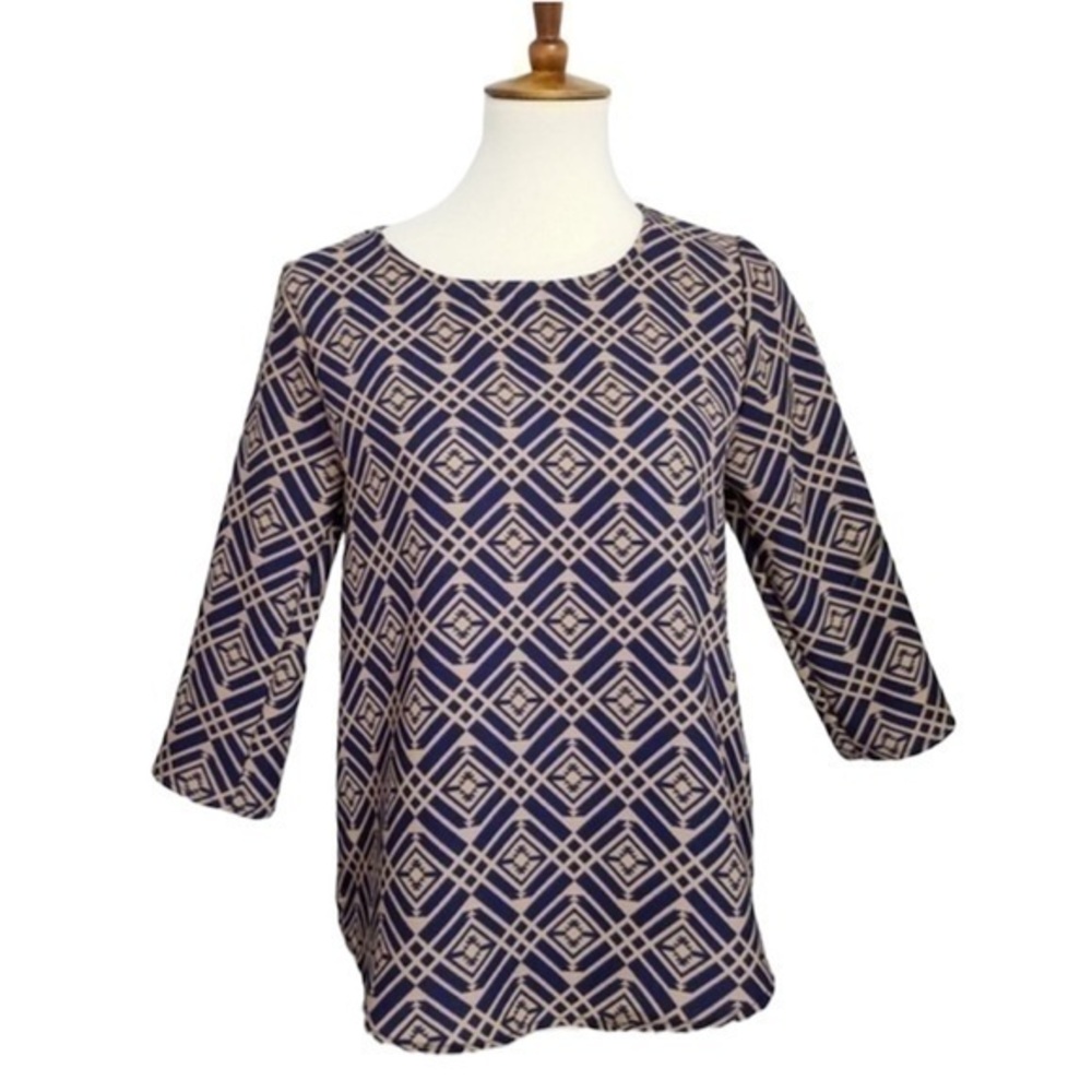 EVERLY blue and tan geo print top